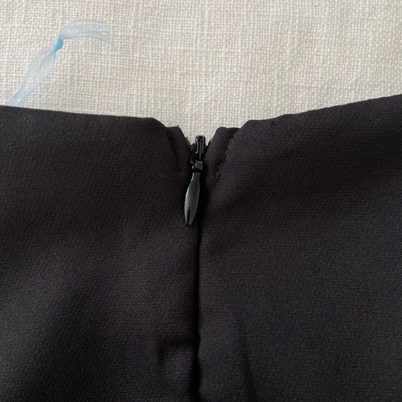 Black twist dress - Picture 5 of 5